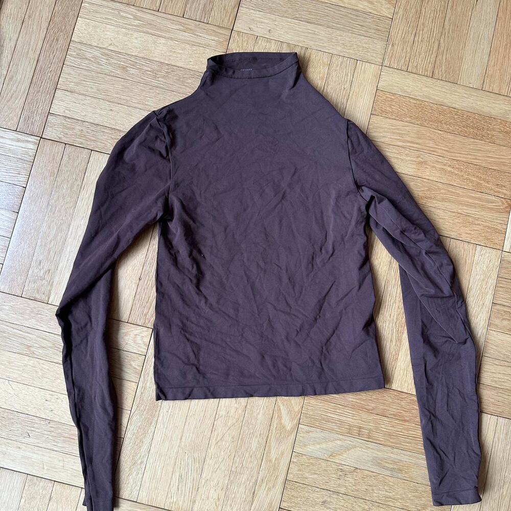 Skims long sleeve brown top